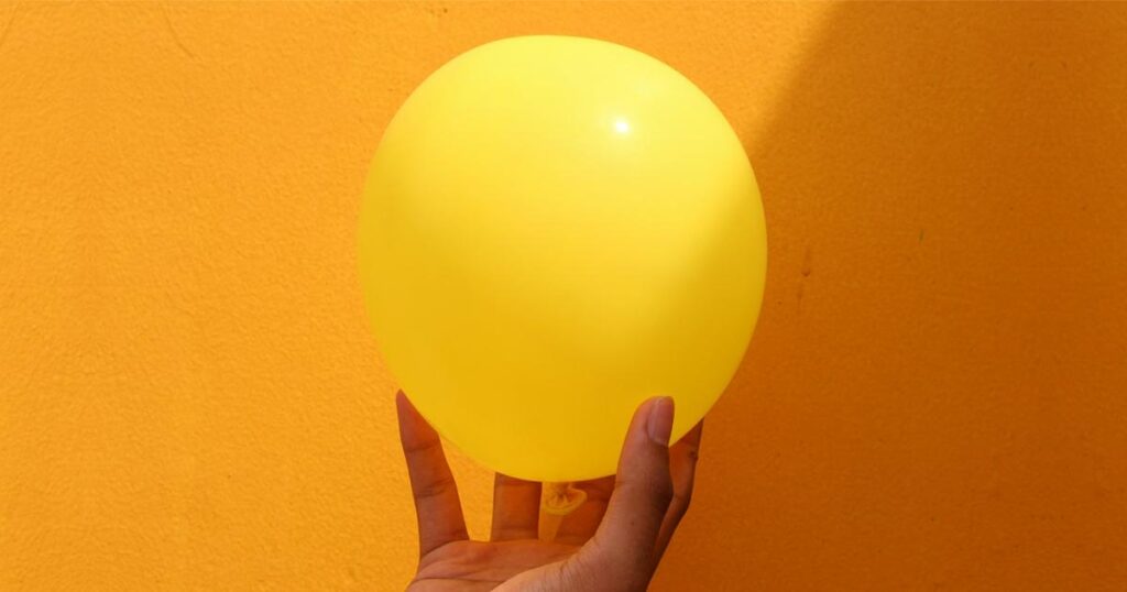 A graphic showing a small task expanding to fill a large block of time.